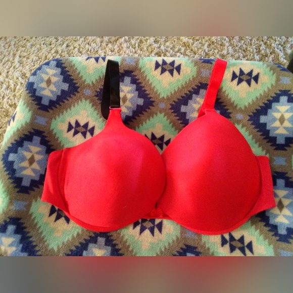Playtex Intimates & Sleepwear Playtex 42dd Red Bra Poshmark